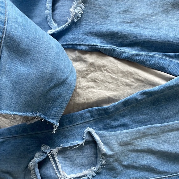 Distressed cropped skinny jeans - Picture 2 of 2